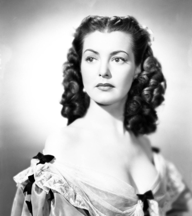 Margaret Lockwood stars as Barbara Worth, who after stealing and marrying her best friendís fiancÈ, adds some excitement to her privileged but boring life by embarking on a career as a highway robber. After meeting dashing fellow highwayman Captain Jackson (James Mason), the pair begin a passionate nocturnal affair before she turns to murder. Stars: Margaret Lockwood as Barbara Worth, James Mason as Captain Jerry Jackson, Patricia Roc as Caroline, Michael Rennie as Kit Locksby Director: Leslie Arliss
