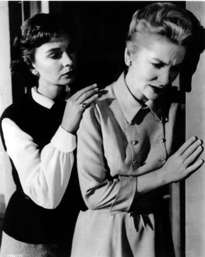 Jean and Joan Fontaine in 'Until They Sail'