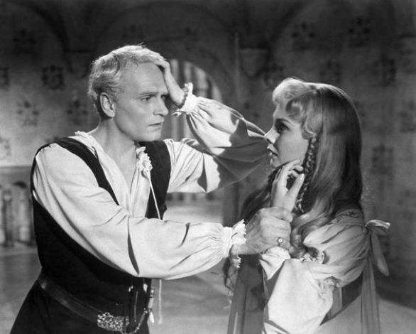 With co-star and movie director Laurence Olivier in Hamlet
